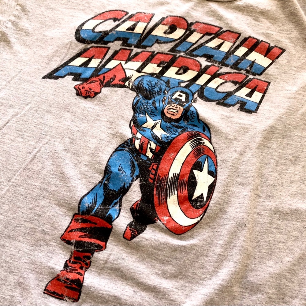 MARVEL CAPTAIN AMERICA T-SHIRT sz S/M